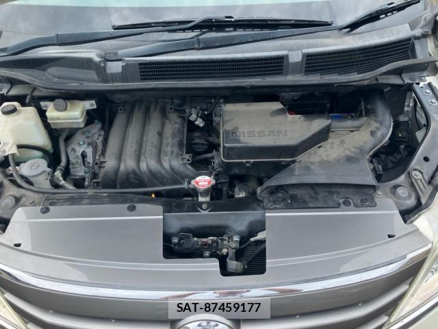 Nissan SERENA 2013-01 8745814-11