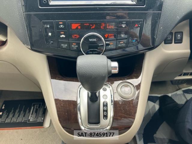 Nissan SERENA 2013-01 8745814-15