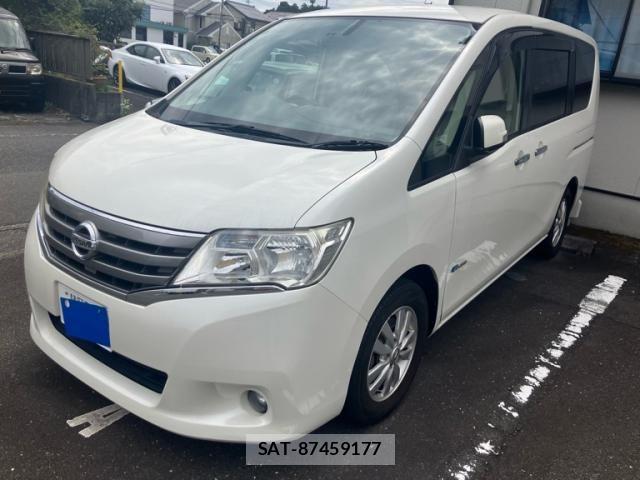 Nissan SERENA 2013-01 8745814-1
