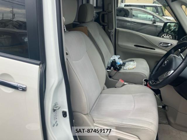 Nissan SERENA 2013-01 8745814-7