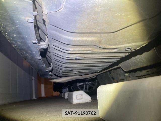 Nissan SERENA 2017-02 8745796-9