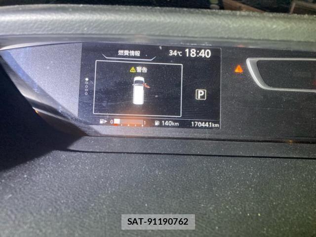 Nissan SERENA 2017-02 8745796-19