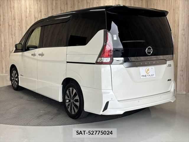 Nissan SERENA 2017-09 8745791-20