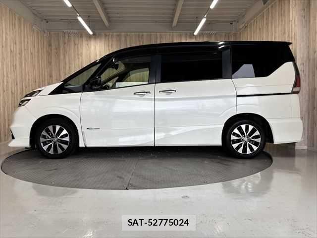 Nissan SERENA 2017-09 8745791-21