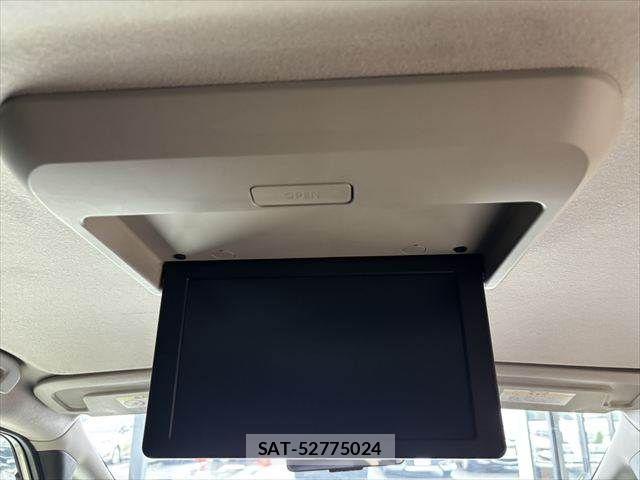 Nissan SERENA 2017-09 8745791-3