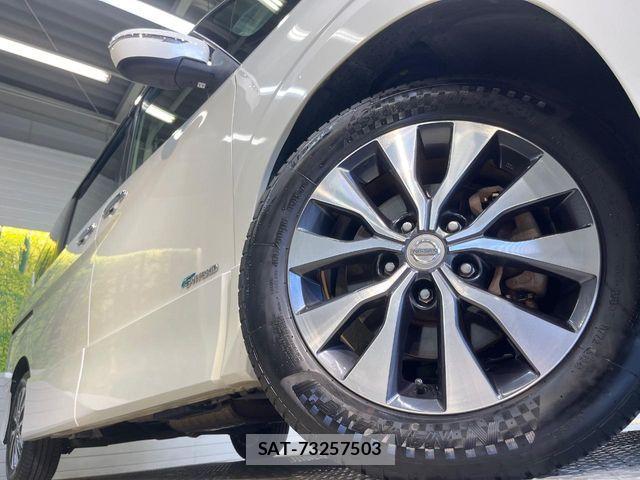 Nissan SERENA 2016-10 8745780-13
