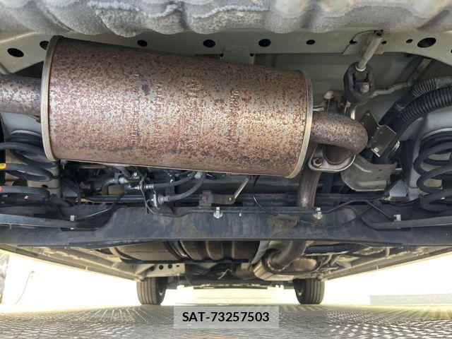 Nissan SERENA 2016-10 8745780-18