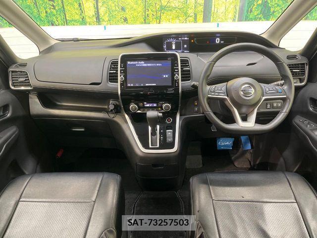 Nissan SERENA 2016-10 8745780-1