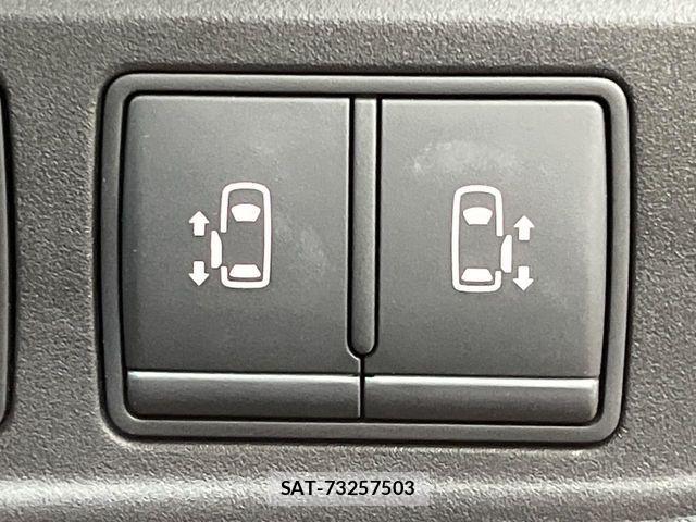 Nissan SERENA 2016-10 8745780-5
