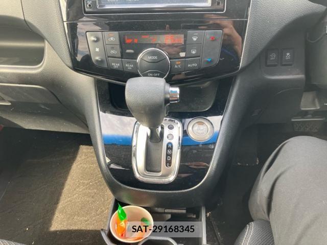 Nissan SERENA 2015-05 8745803-21