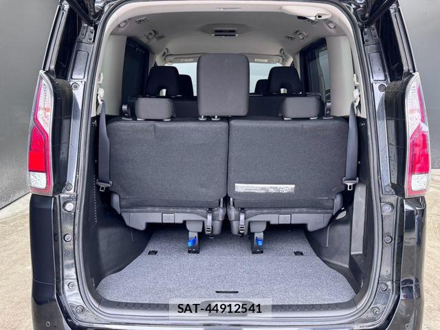 Nissan SERENA 2021-07 8745762-28