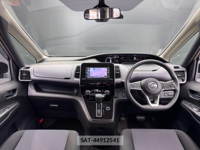 Nissan SERENA 2021-07 8745762-2