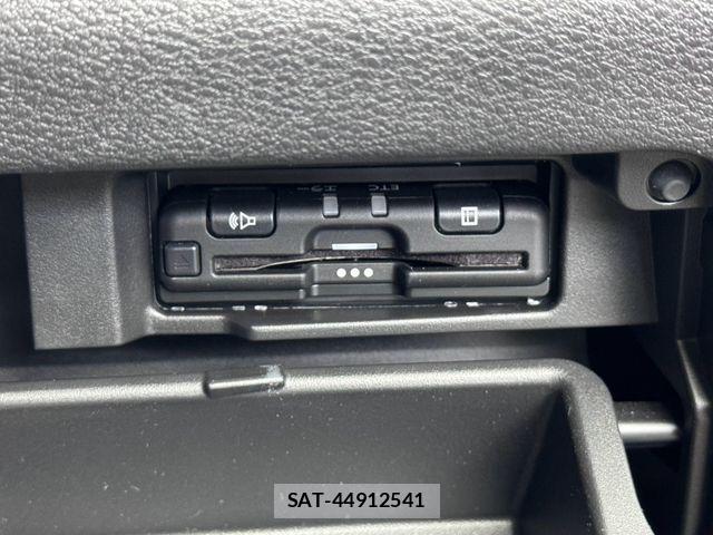 Nissan SERENA 2021-07 8745762-6