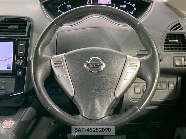 Nissan SERENA 2015-10 8745787-11