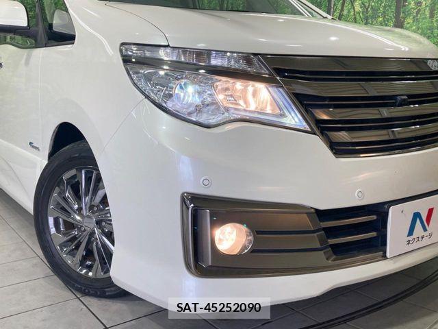 Nissan SERENA 2015-10 8745787-12