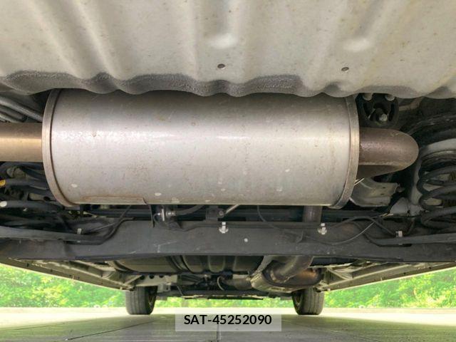 Nissan SERENA 2015-10 8745787-18