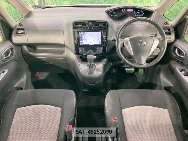 Nissan SERENA 2015-10 8745787-1