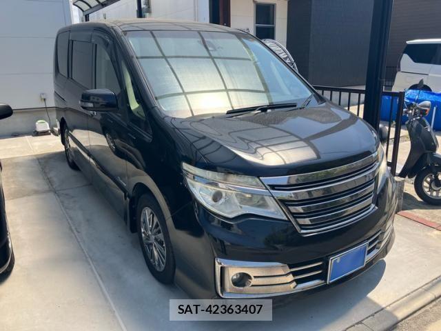Nissan SERENA 2014-02 8745811-1