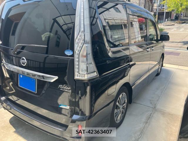 Nissan SERENA 2014-02 8745811-7