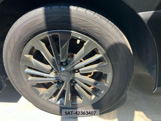 Nissan SERENA 2014-02 8745811-8