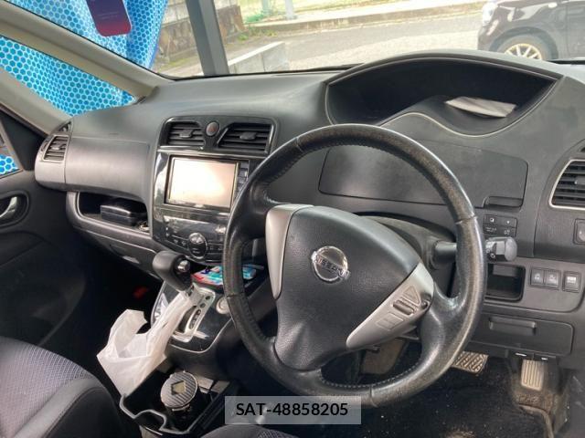 Nissan SERENA 2013-09 8745813-14