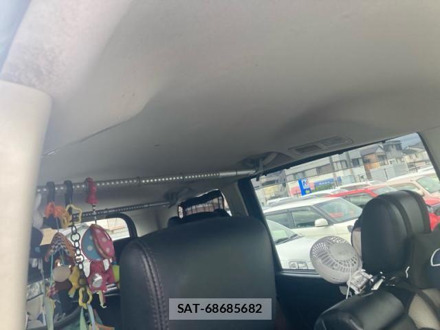 Nissan SERENA 2012-10 8745815-13