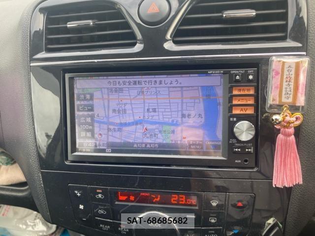 Nissan SERENA 2012-10 8745815-14