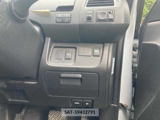 Nissan SERENA 2014-04 8782007-12