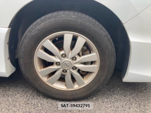 Nissan SERENA 2014-04 8782007-6