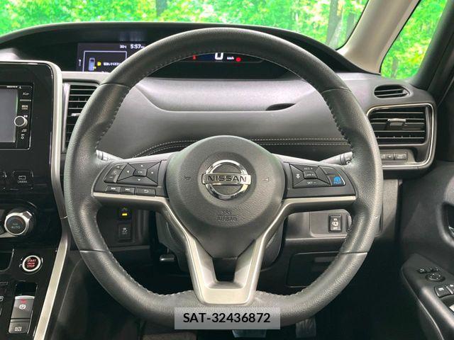Nissan SERENA 2017-12 8781988-13