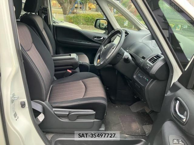 Nissan SERENA 2015-10 8781993-16