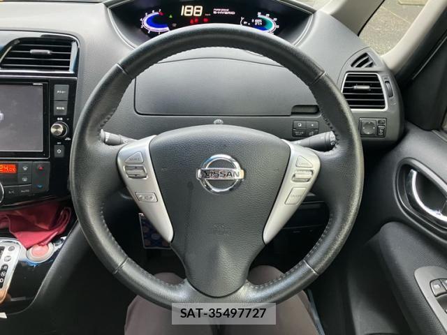 Nissan SERENA 2015-10 8781993-18