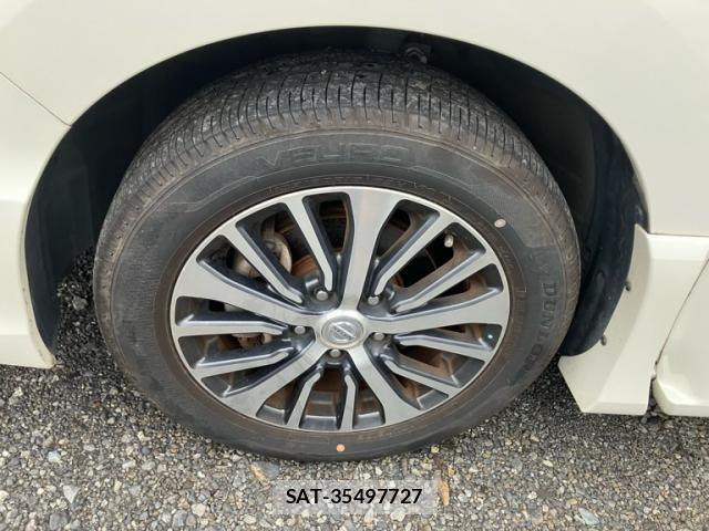 Nissan SERENA 2015-10 8781993-5