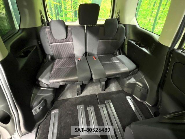 Nissan SERENA 2017-12 8781983-9