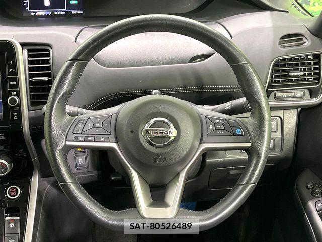 Nissan SERENA 2017-12 8781983-11
