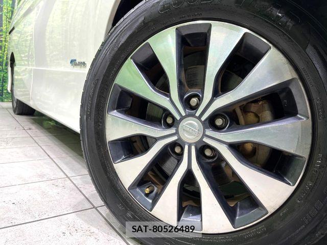 Nissan SERENA 2017-12 8781983-13