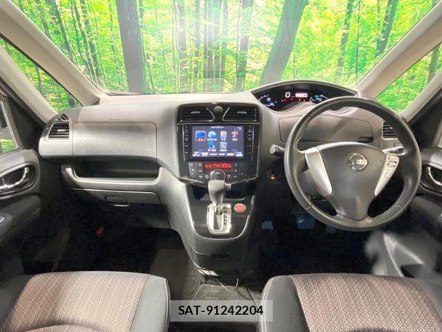Nissan SERENA 2014-01 8782005-1
