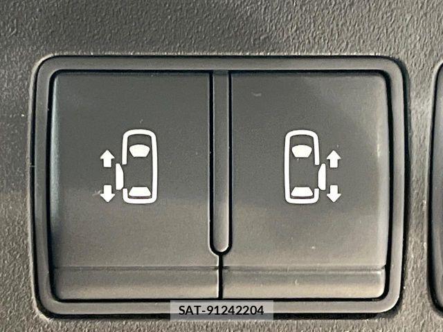 Nissan SERENA 2014-01 8782005-5