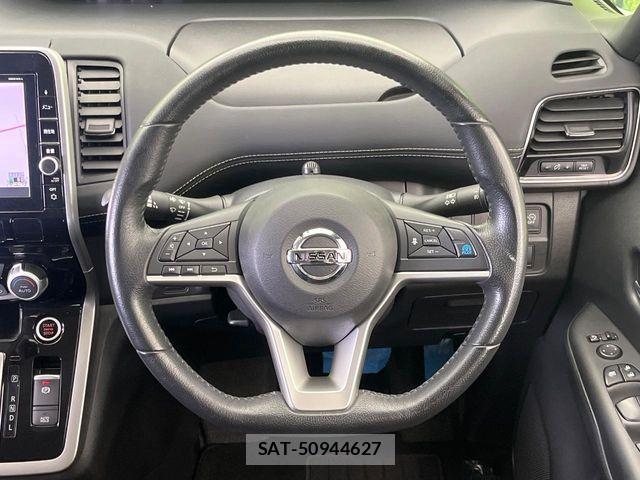 Nissan SERENA 2016-11 8781980-12