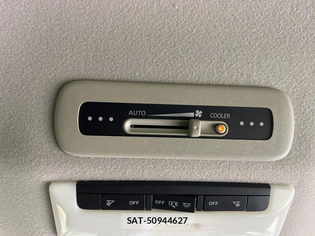 Nissan SERENA 2016-11 8781980-7