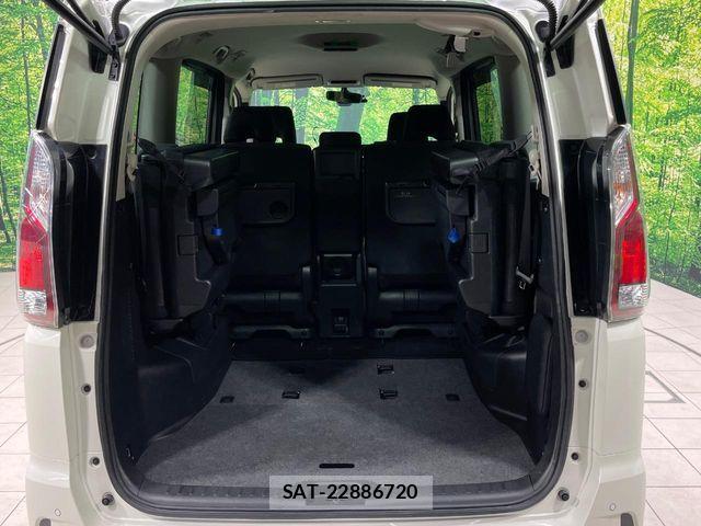 Nissan SERENA 2018-02 8781979-10