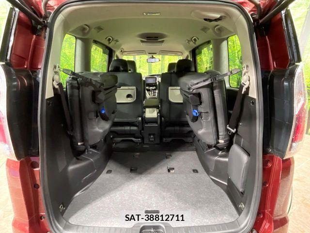Nissan SERENA 2017-08 8781985-10