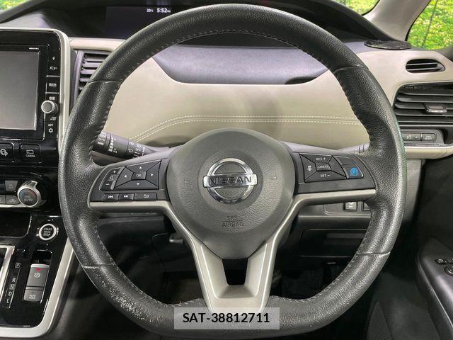 Nissan SERENA 2017-08 8781985-11