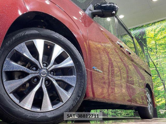 Nissan SERENA 2017-08 8781985-13