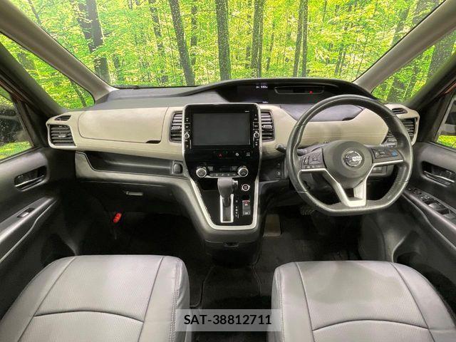 Nissan SERENA 2017-08 8781985-1