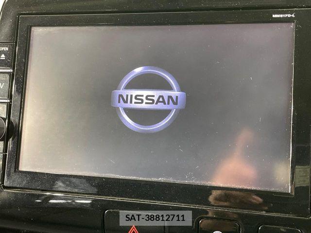 Nissan SERENA 2017-08 8781985-3