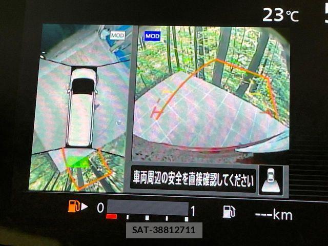Nissan SERENA 2017-08 8781985-4