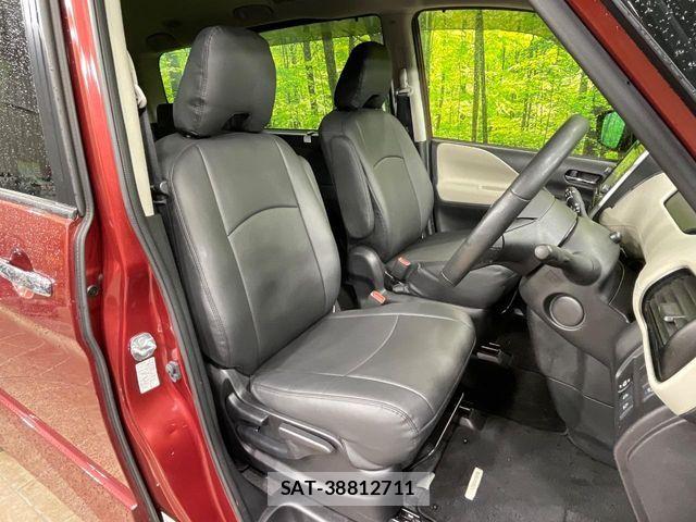 Nissan SERENA 2017-08 8781985-7