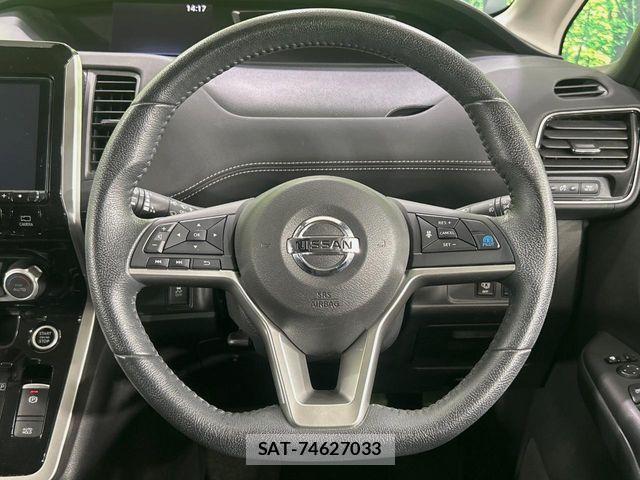 Nissan SERENA 2017-02 8781987-11