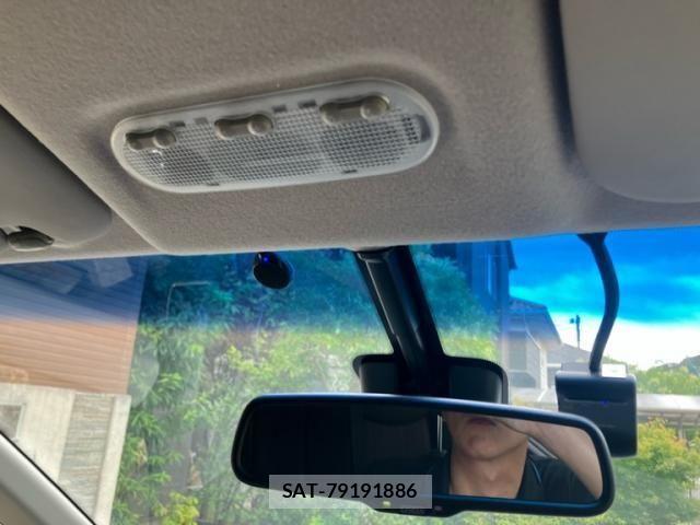 Nissan SERENA 2015-11 8782009-19